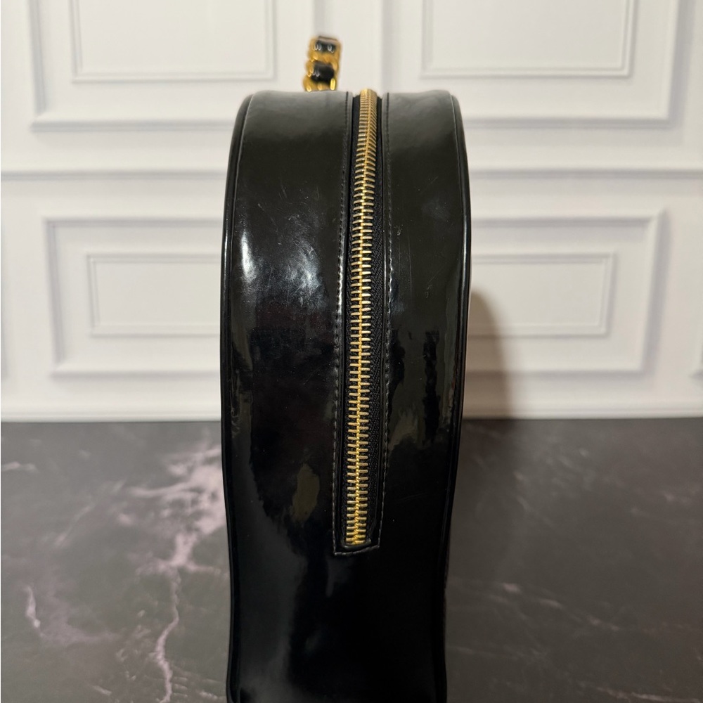 Chanel Barbie heart vanity bag in black patent leather (Runway 1995) - Picture 2 of 6